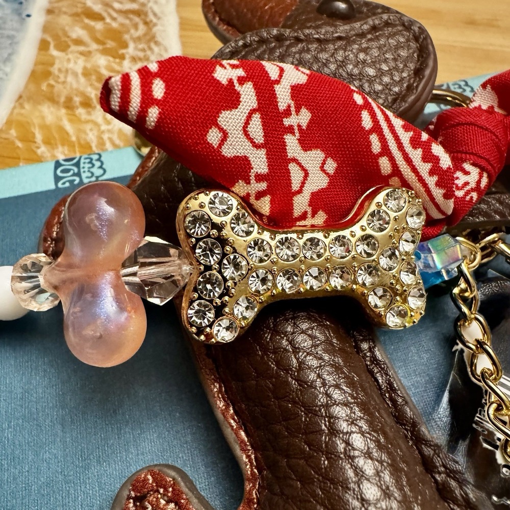 Piper K Dachshund Bag Charm Key Chain Dog‎ Bandana Tennis Ball Bling New - Picture 4 of 4